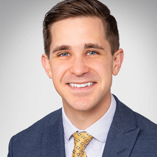 (CONRS119) Leader of Leaders Making the Early Careerist Jump from